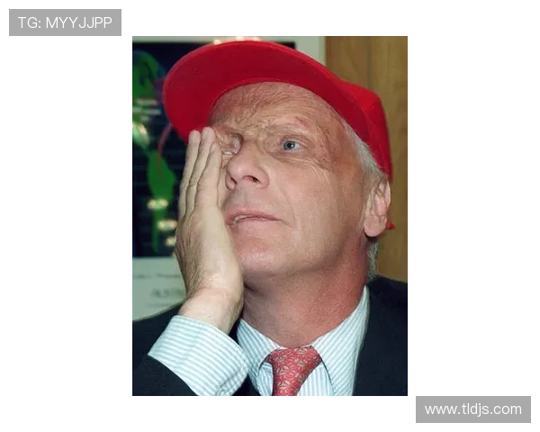 围绕最新赛季F1车坛动态探秘冠军争夺格局未来走势解析报道全景 围绕最新赛季F1车坛动态探秘冠军争夺格局未来走势解析报道全景