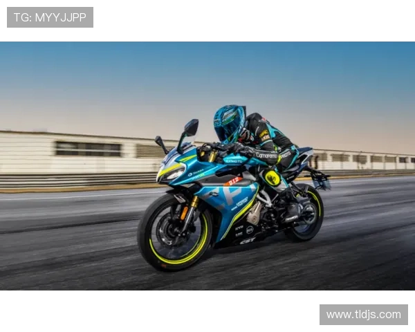 摩托车大奖赛赛场风云再起多国新秀强势崛起引发业内热议不断声浪