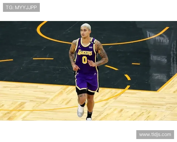 NBA新赛季格局初显多支豪强补强引发联盟关注球迷热议未来走势